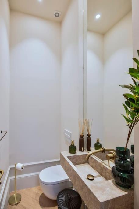 El Botones - Nuevo Apartamento De Diseno Barco Madrid Esterno foto